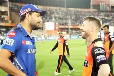 To 'Lively Teammate' David Warner, A Moving Note From His Buddy Yuvraj Singh