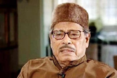 Manna Dey was a colossal figure: Soumitra Chatterjee