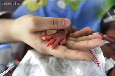 Government set to make commercial surrogacy illegal, to be allowed only for infertile, married Indian couples