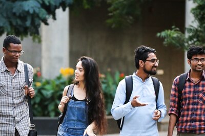 What is the Difficulty in Making Hindi a Third Language in Educational Institutions, Asks Madras HC
