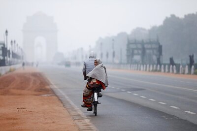 Delhi's Minimum Temp Drops to 10.8 Degree Celsius, Season's Lowest Temperature So Far