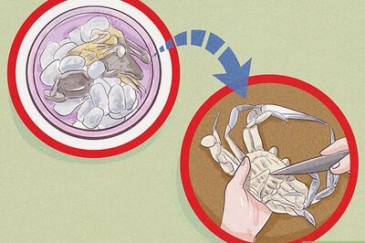 How to Clean a Blue Crab