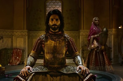 Padmavati Row: Rajput Leader Alleges Sanjay Leela Bhansali 'Kicks Up Controversies' Ahead of Film Release