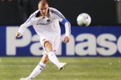 Beckham-powered England beat United States
