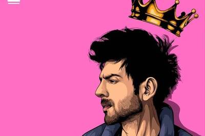 Nothing Messes with Kartik Aaryan’s Hair, Not Even a Crown