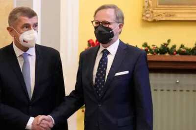 Czech President Swears in New Ministers as Pirates Exit Coalition