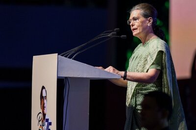 Won't Let Nation Forget or Forgive the 'Tughlaqi Blunder': Sonia Gandhi Hits Out on Demonetisation Anniversary