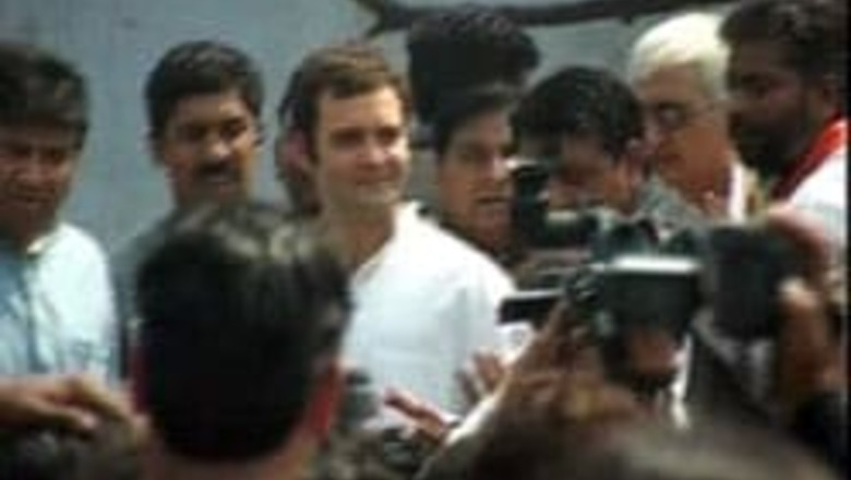 Police baton-charge at Rahul's meeting