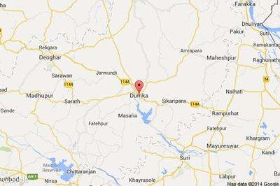 Two robbers arrested, five escape