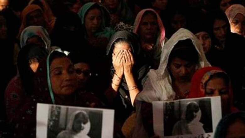 Shooting of Pakistan girl activist sparks outrage