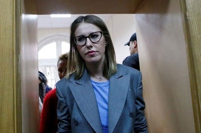 'Russia's Version of Paris Hilton' Announces Presidential Bid