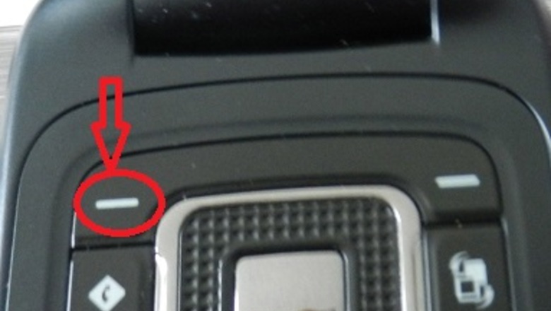 How to Take Pictures with a Samsung Rugby 4 Cell Phone and Transfer Them to Your Computer