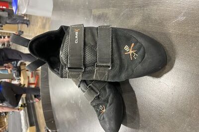 How to Perform a Dyno at a Rock Climbing Gym