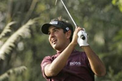 Park, Kapur joint leader in second round