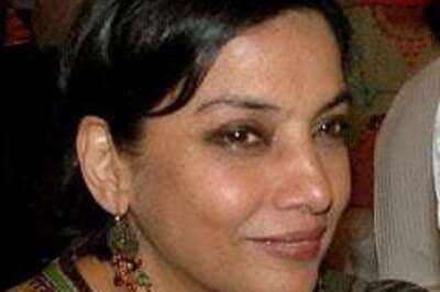 Umrao Jaan isn't arty, says Shabana