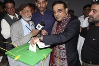 Can't rule out impeaching Mush, says Zardari