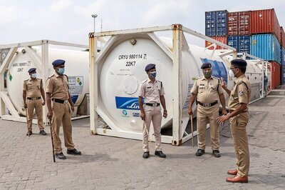 9,200 Oxygen Concentrators, 5,243 O2 Cylinders, 3.44L Remdesivir Vials Delivered to States: Govt