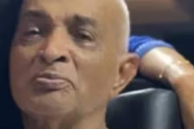 'Until We Meet Again': South Actress Meera Jasmine Pays Moving Tribute To Her Father