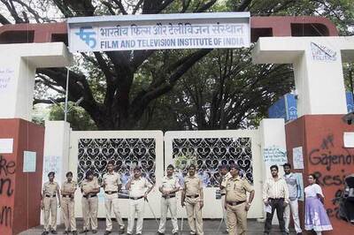 Team to review FTII standoff submits report to government, students seek fresh talks
