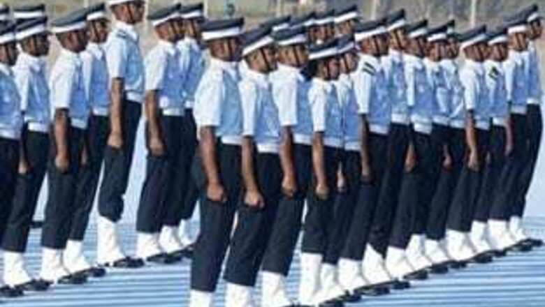 IAF official's wife, 2 daughters found dead