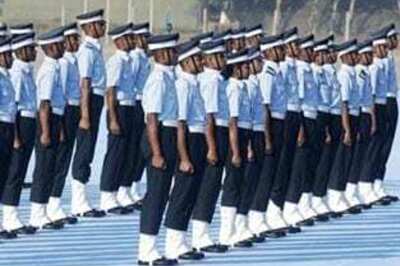 IAF official's wife, 2 daughters found dead