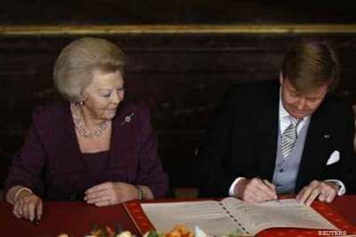 Dutch King Willem-Alexander succeeds mother Beatrix