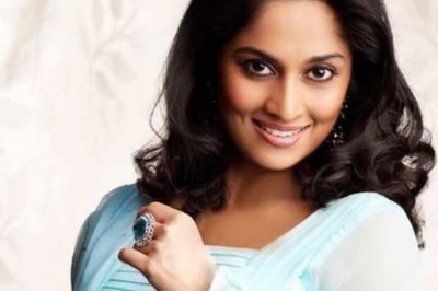 Twitter Account in Tamil Actor Shalini Ajith's Name is Fake