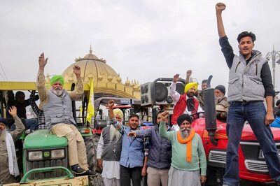 'Young Minds Being Exposed To Violence...': HC Pulls Up Protesting Farmers for Using Kids, Women As Shields During Clash With Police