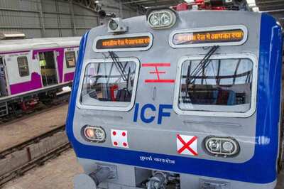 Ticketless Travellers on Mumbai AC Locals Penalised; Rs 1 Lakh Per Day on Average Collected in Fines in 3 Months