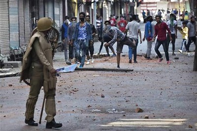 12 Injured in Clashes in Srinagar Following Death of a 16-Year-Old Boy