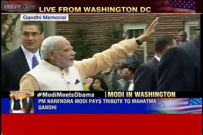 PM Modi pays tribute at Gandhi's statue in Washington