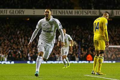 Dempsey leaves Tottenham and returns to MLS