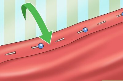 How to Finish the Edges of a Fleece Blanket