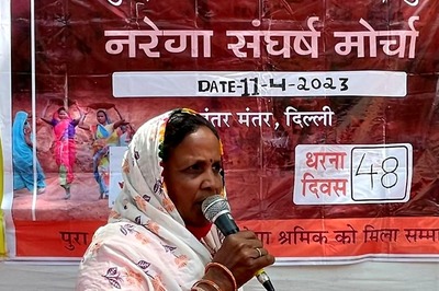 MGNREGS Workers Protest over Wages, Drop in 'Person Days', Attendance on App; No Rollback, Say Govt Officials