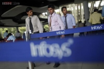 Former Infosys officers call for $1.8 billion buyback