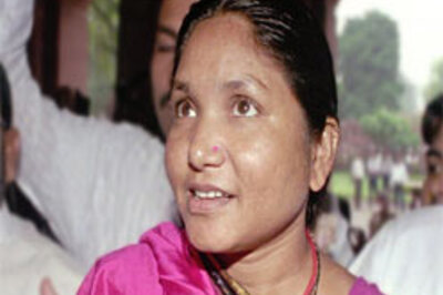 Phoolan Devi's statue unveiled