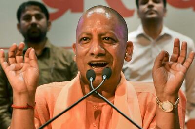 Highlighting Migrant Workers' Plight, Love Jihad & Corruption, Yogi Adityanath All Set to Push Campaign in Poll-bound Bengal