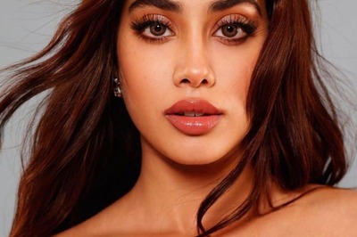 Janhvi Kapoor Confesses 'Making Out In Public'; Shares She Would Like To Gift This To Kylie Jenner