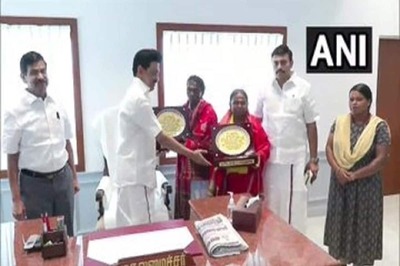 After The Elephant Whisperers' Oscar Win, TN Govt Announces Relief Fund, Other Aid for Caretakers