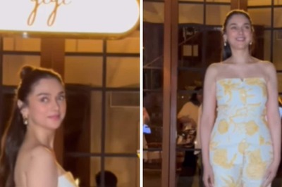 Watch: Heeramandi's Aditi Rao Hydari Channels Her Inner 'Bibbojaan' As She Greets Paparazzi