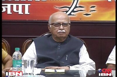 BJP Parliamentary Board rejects Advani's resignation