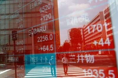 Global Stocks Climb On Recovery, Stimulus Hopes; Dollar Climbs