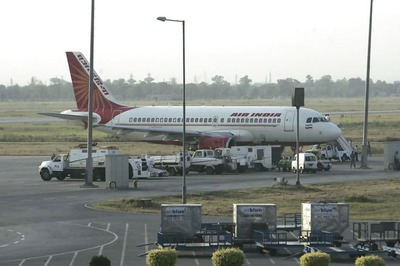 Air India to Fine Rs 5 lakh for Delaying Flight by an Hour, Rs 10 Lakh for 2