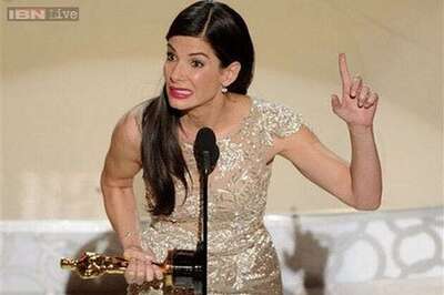 Why Sandra Bullock, George Clooney can never get romantically involved