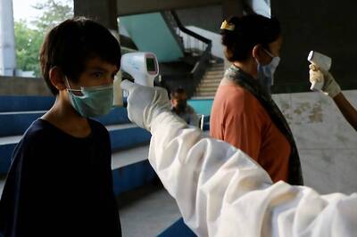 Delhi Govt Issues SOP for Arriving Train Passengers, Asymptomatic Ones to be Allowed to Go Home