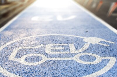 Jio-bp, Mahindra Group Sign MoU for Electric Vehicles and Low-Carbon Solutions