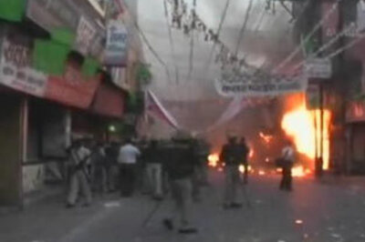 Fresh communal clashes erupt in UP's Bareilly, curfew on