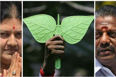 AIADMK Party Symbol: OPS or Sasikala, EC to Decide Who Will Get 'Two Leaves'