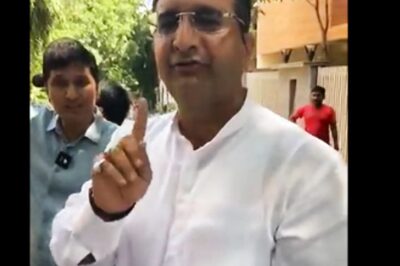 AAP Invites BJP Leader to School to Prove Promise of 'Education'. What Happens Next Is Going Viral