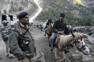 Thick snow cover posing new risk to Amarnath pilgrims